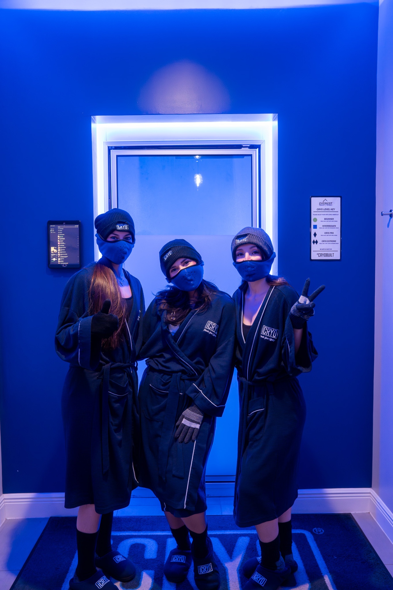 iCRYO Boca Raton guests in cryo robes ready for their session