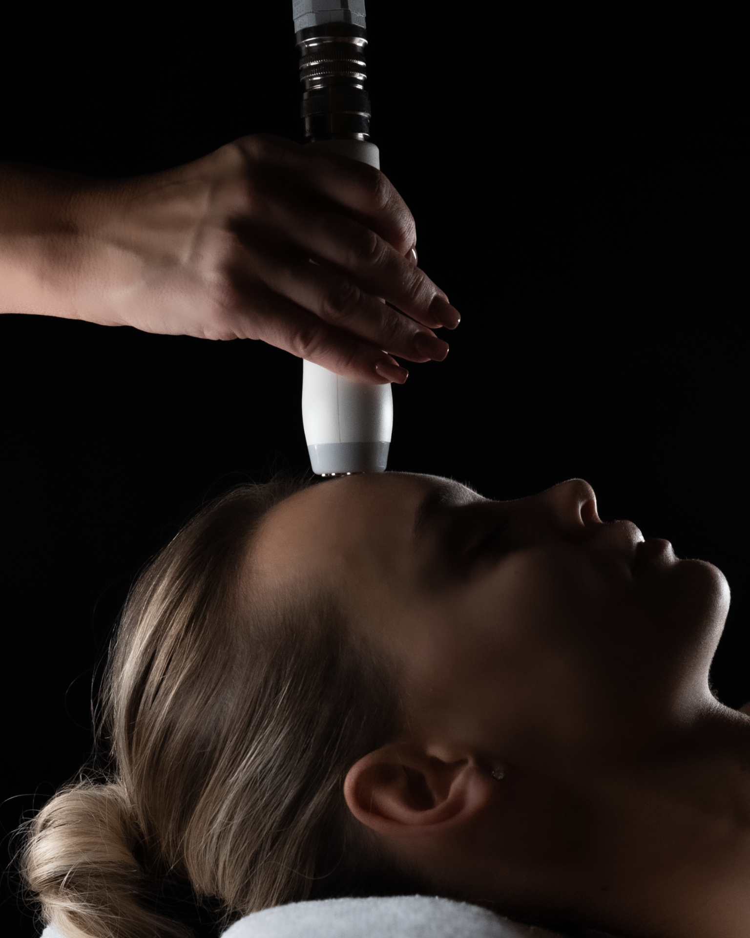 T-Shape 2 low-level laser therapy handpiece at iCRYO Boca Raton